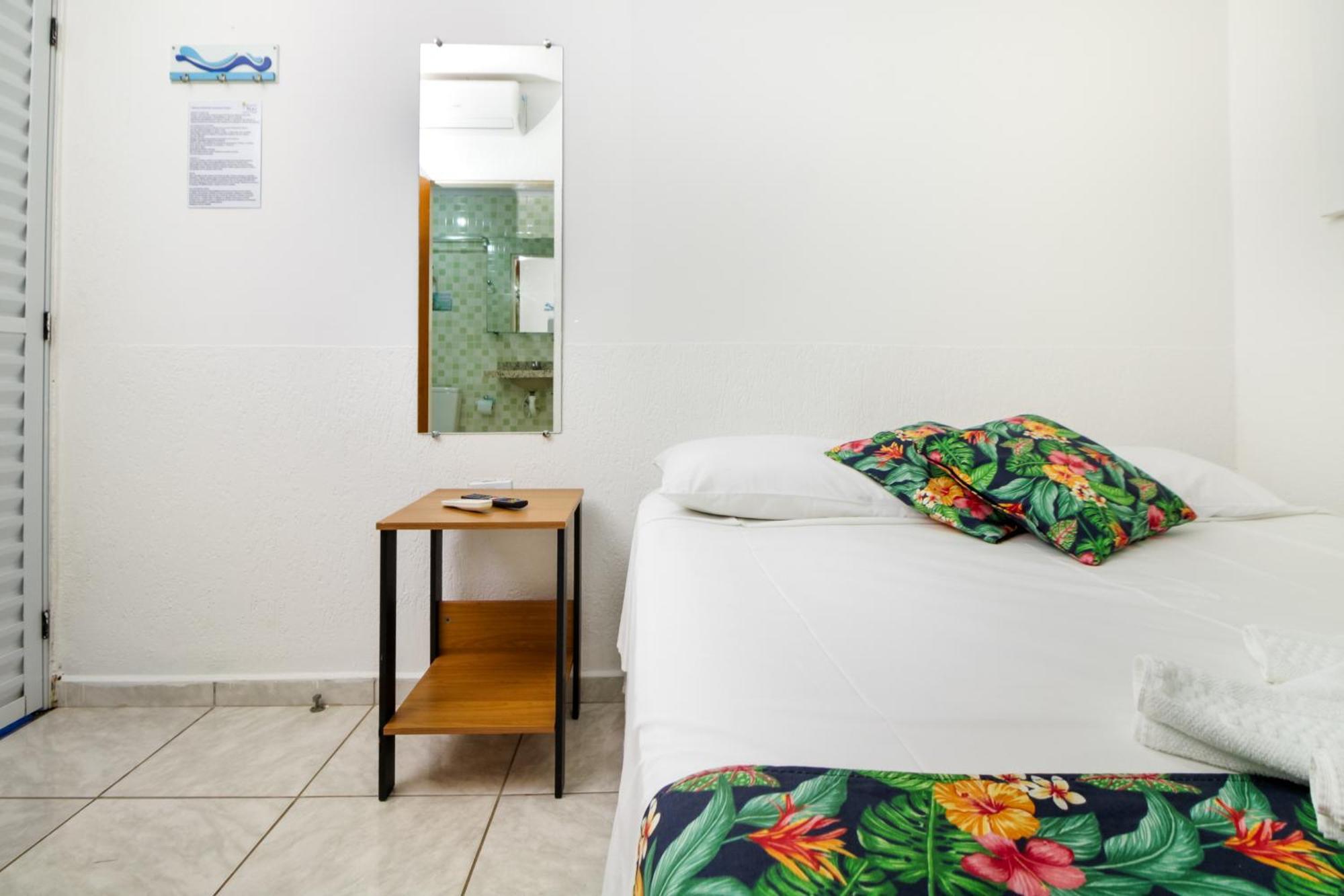 Velinn Pousada Remanso Do Mar Ubatuba Habitación foto